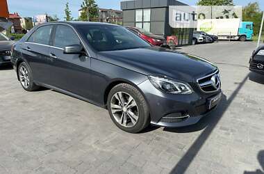 Седан Mercedes-Benz E-Class 2013 в Львові