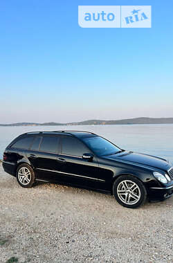 Універсал Mercedes-Benz E-Class 2004 в Ужгороді