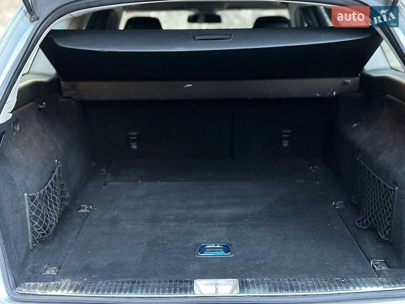 Универсал Mercedes-Benz E-Class 2011 в 