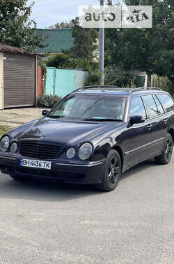 Универсал Mercedes-Benz E-Class 2001 в Одессе