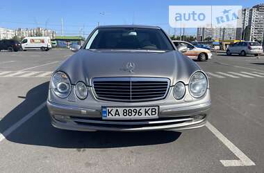 Седан Mercedes-Benz E-Class 2004 в Киеве