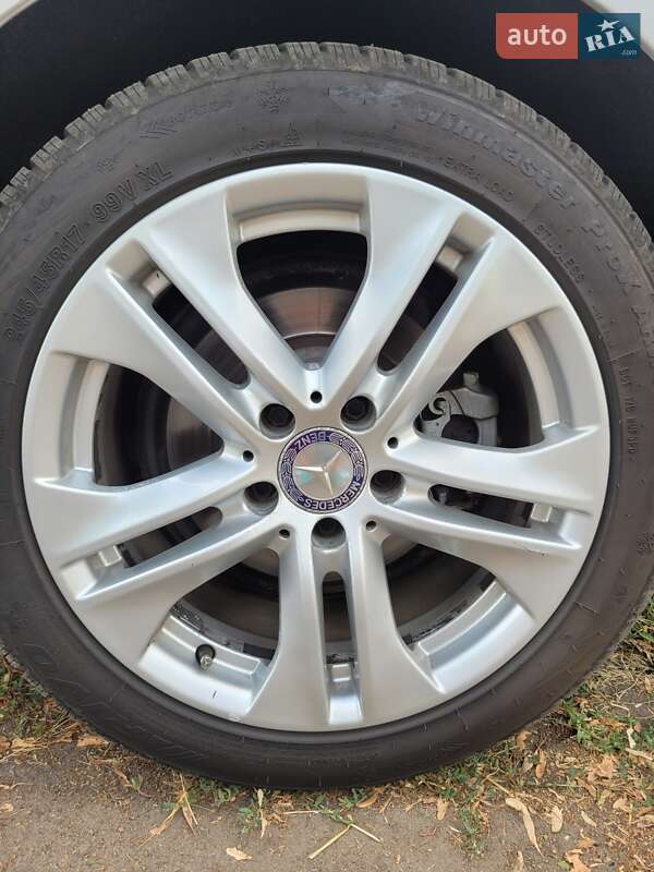 Універсал Mercedes-Benz E-Class 2012 в Кременчуці