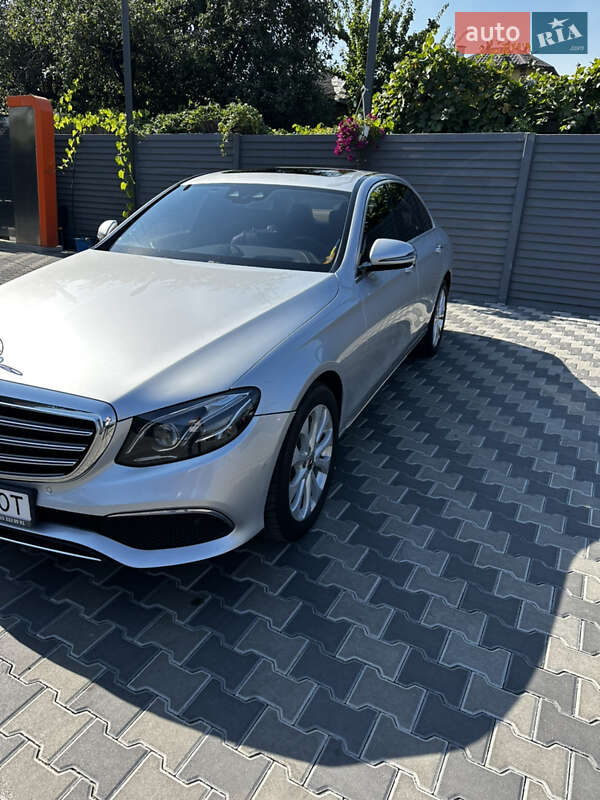 Седан Mercedes-Benz E-Class 2017 в Харькове фото 6 Седан Mercedes-Benz E-Class 2017 в Харькове