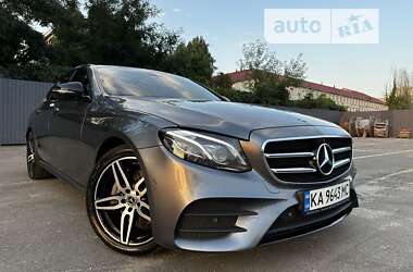 Седан Mercedes-Benz E-Class 2019 в Киеве