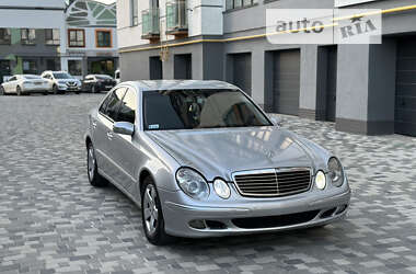 Седан Mercedes-Benz E-Class 2004 в Ивано-Франковске