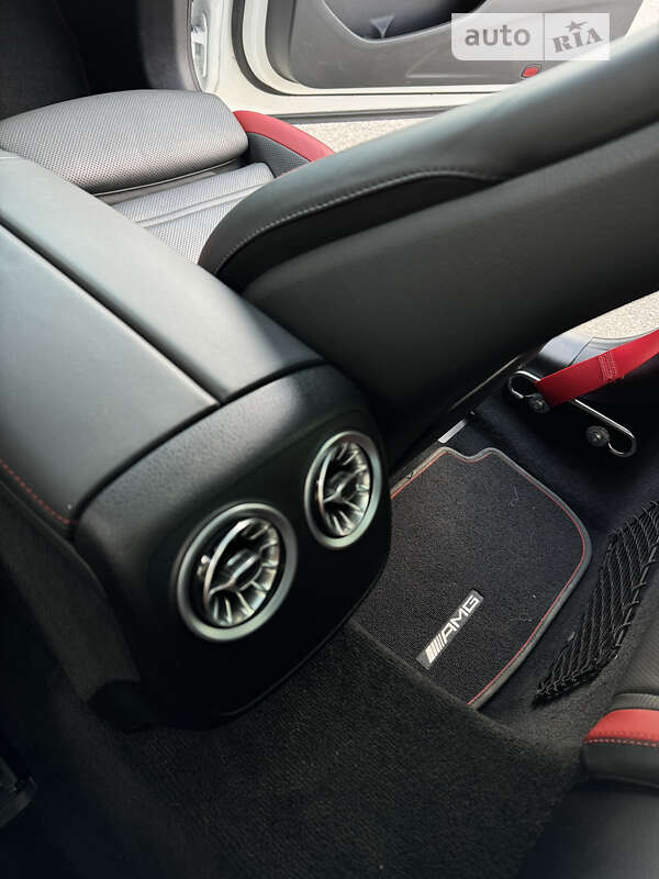 Купе Mercedes-Benz E-Class 2019 в Києві фото 12 Купе Mercedes-Benz E-Class 2019 в Києві