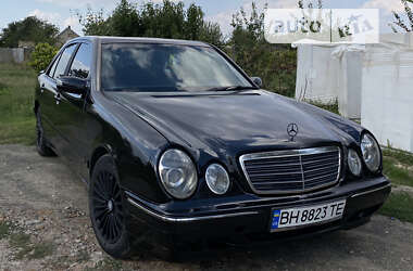 Седан Mercedes-Benz E-Class 2000 в Ізмаїлі