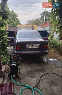 Седан Mercedes-Benz E-Class 1994 в 