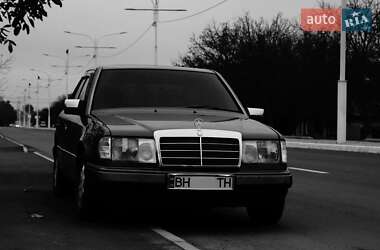 Седан Mercedes-Benz E-Class 1994 в 