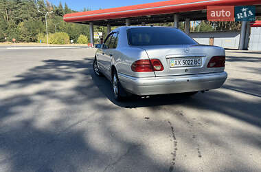 Седан Mercedes-Benz E-Class 1999 в Дергачах