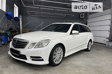 Универсал Mercedes-Benz E-Class 2012 в Тернополе