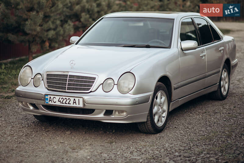 Седан Mercedes-Benz E-Class 2001 в Ковелі