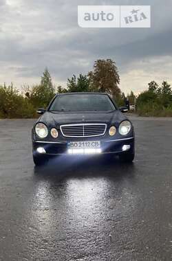 Седан Mercedes-Benz E-Class 2002 в Кременці