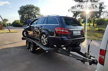 Универсал Mercedes-Benz E-Class 2011 в Луцке