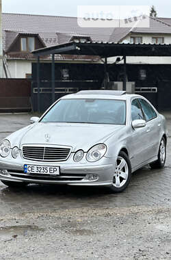 Седан Mercedes-Benz E-Class 2003 в Хотині