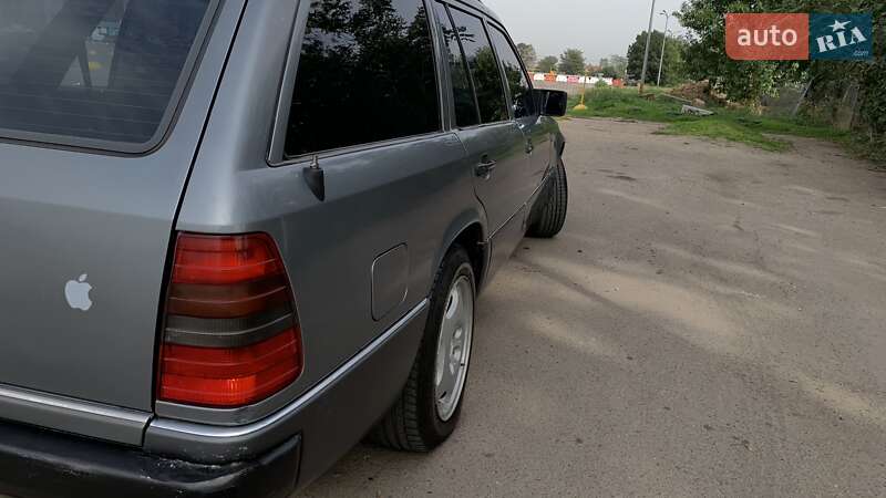 Универсал Mercedes-Benz E-Class 1989 в Одессе