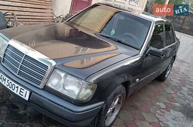 Седан Mercedes-Benz E-Class 1991 в 