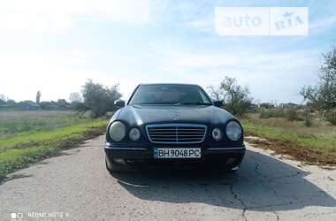 Седан Mercedes-Benz E-Class 2000 в Одессе