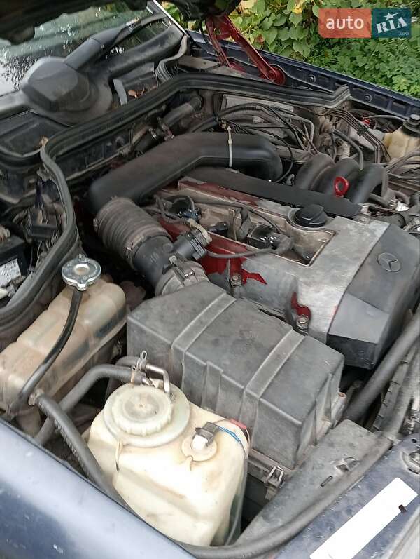 Седан Mercedes-Benz E-Class 1995 в Рава-Русской