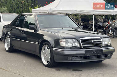 Седан Mercedes-Benz E-Class 1994 в 