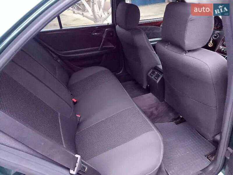 Седан Mercedes-Benz E-Class 1999 в Одессе