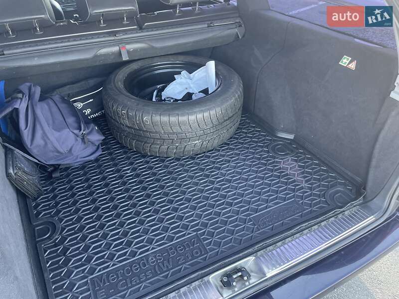 Универсал Mercedes-Benz E-Class 2002 в Киеве
