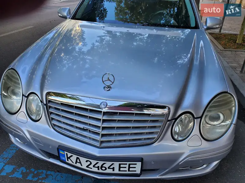 Седан Mercedes-Benz E-Class 2007 в 