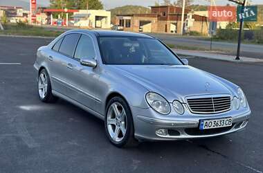 Седан Mercedes-Benz E-Class 2004 в 