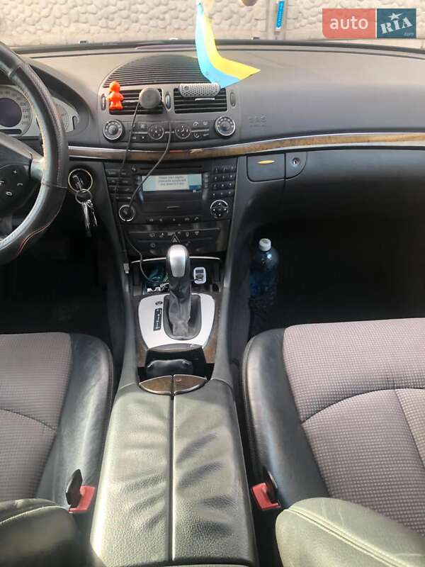 Универсал Mercedes-Benz E-Class 2004 в Кривом Роге