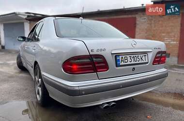 Седан Mercedes-Benz E-Class 2002 в Вінниці