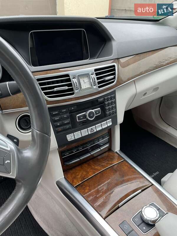 Седан Mercedes-Benz E-Class 2013 в Києві
