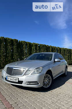 Седан Mercedes-Benz E-Class 2010 в Дунаевцах