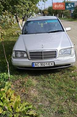 Седан Mercedes-Benz E-Class 1997 в 