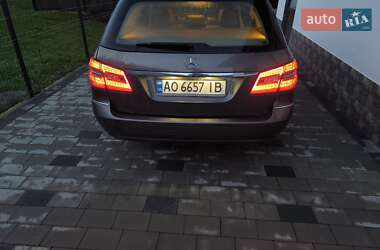 Универсал Mercedes-Benz E-Class 2012 в 