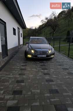 Универсал Mercedes-Benz E-Class 2012 в 