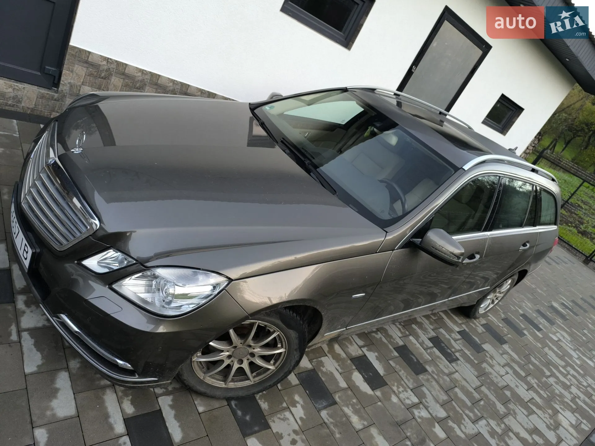 2012 Mercedes-Benz E-klasse - мініатюра 35