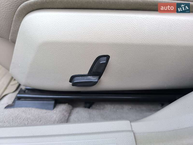 Універсал Mercedes-Benz E-Class 2012 в Сваляві