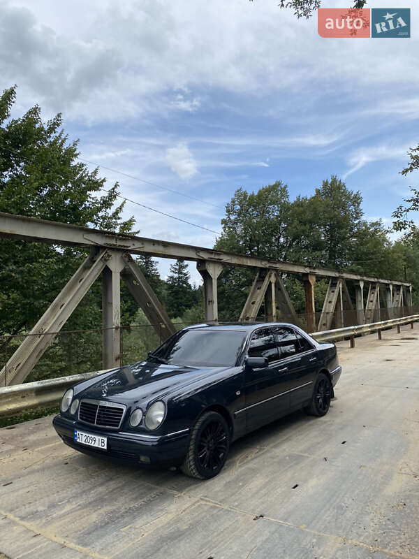 Mercedes-Benz E-Class 1997