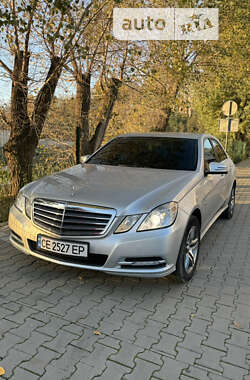 Седан Mercedes-Benz E-Class 2012 в Чернівцях