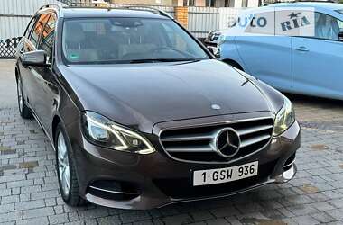 Универсал Mercedes-Benz E-Class 2014 в Звягеле