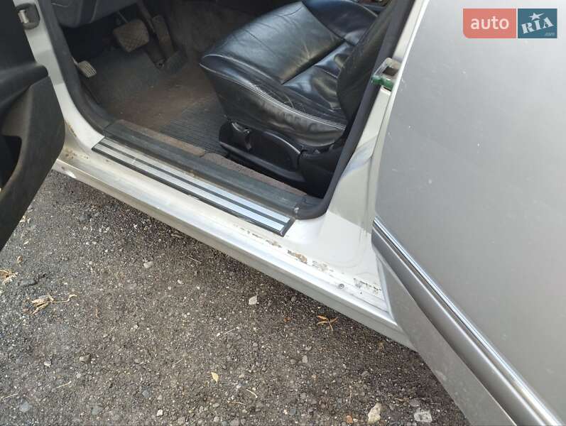 Седан Mercedes-Benz E-Class 1999 в Арцизе