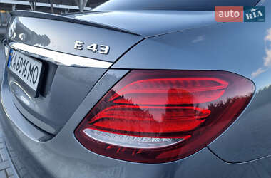 Седан Mercedes-Benz E-Class 2017 в 