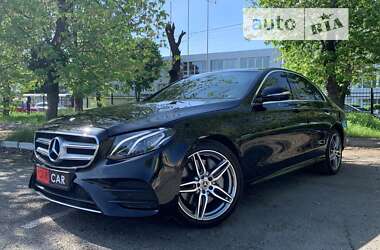 Седан Mercedes-Benz E-Class 2018 в Киеве