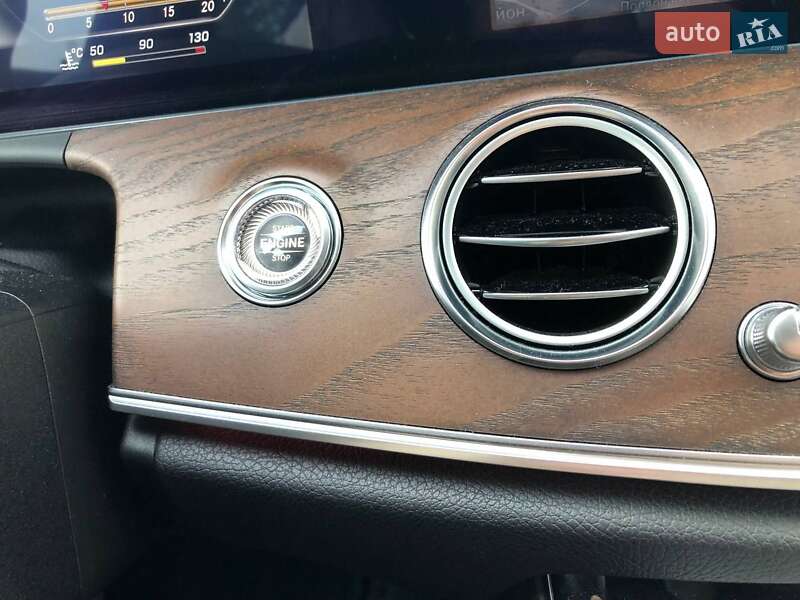 Седан Mercedes-Benz E-Class 2016 в Киеве