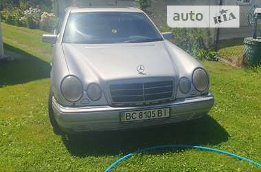 Седан Mercedes-Benz E-Class 1996 в Львові