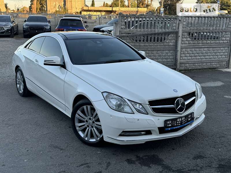 Купе Mercedes-Benz E-Class 2012 в Тернополі