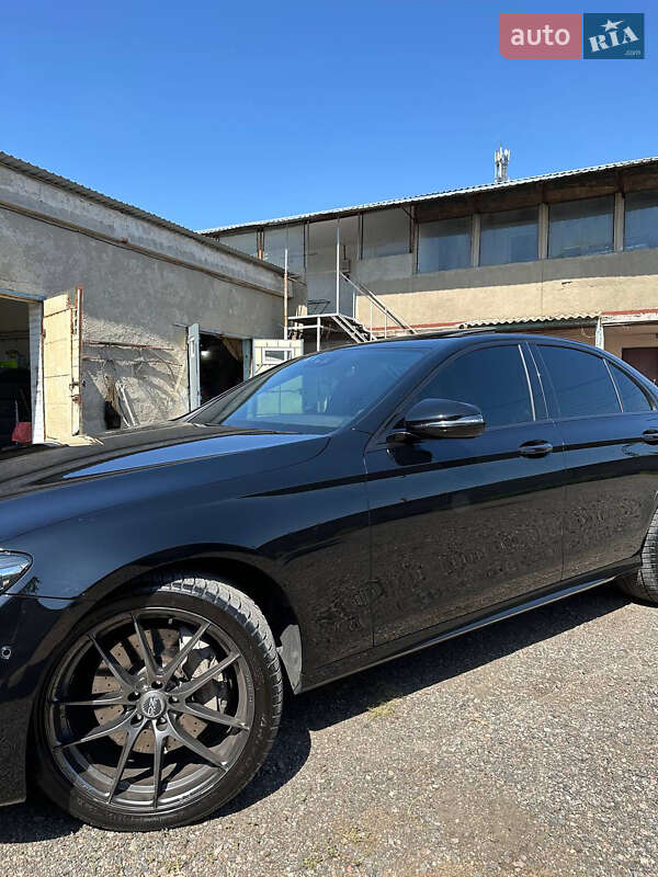 Седан Mercedes-Benz E-Class 2018 в Подольске