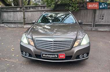 Универсал Mercedes-Benz E-Class 2011 в 