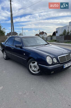 Седан Mercedes-Benz E-Class 1997 в Хмельницькому