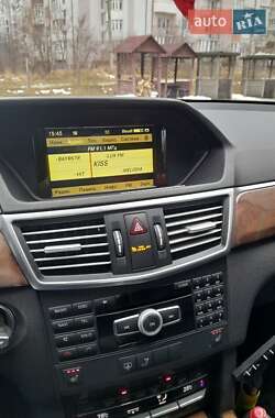 Седан Mercedes-Benz E-Class 2012 в 